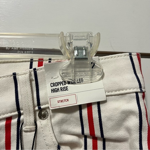 Express High Waisted Striped Button Fly Cropped Wide Leg Jeans NWT - Picture 8 of 9